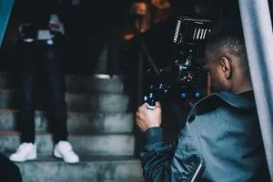 wykorzystanie małych przestrzeni w studiu filmowym